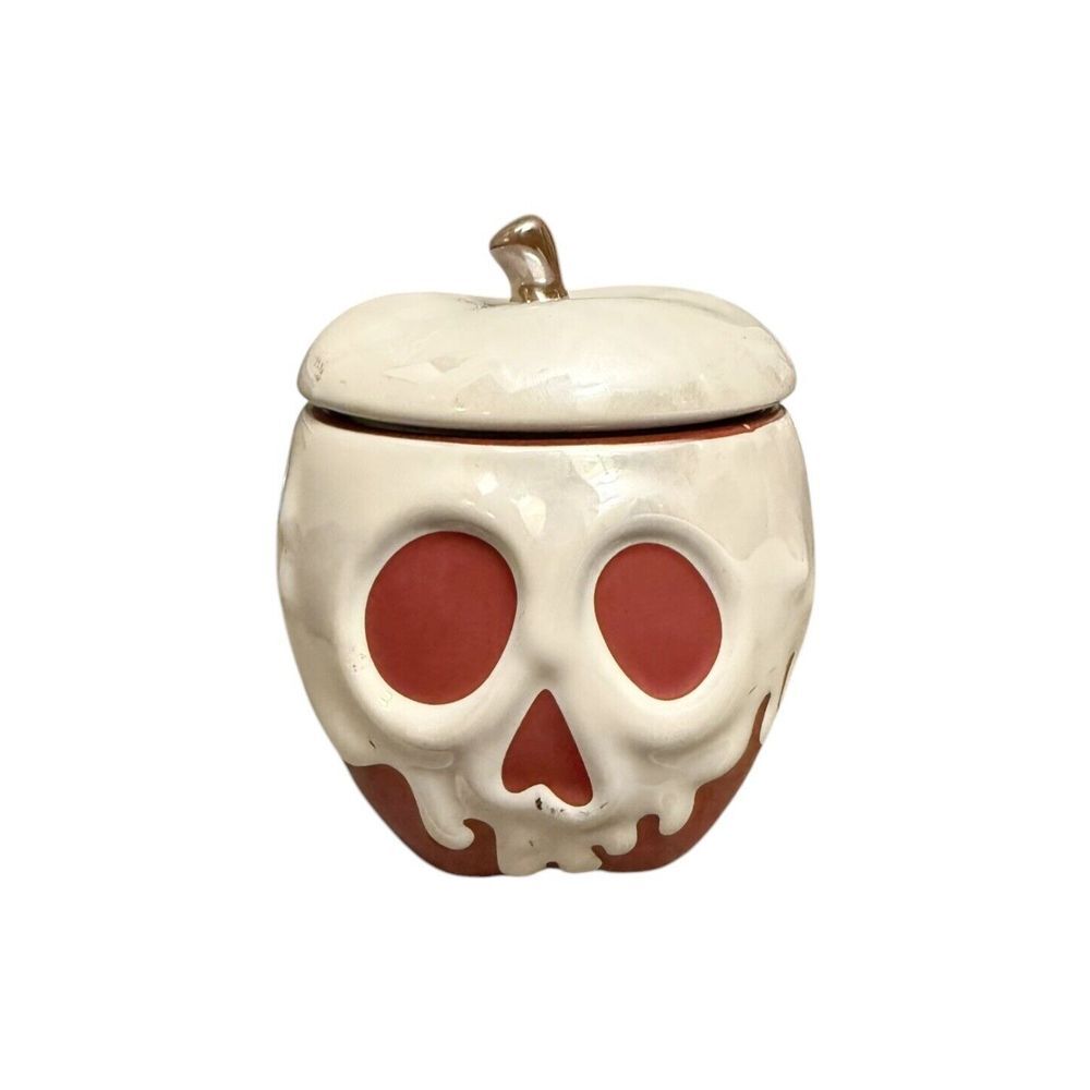 Disney‎ Evil Queen Poison Apple Candle Snow White Spiced Apple Scent
